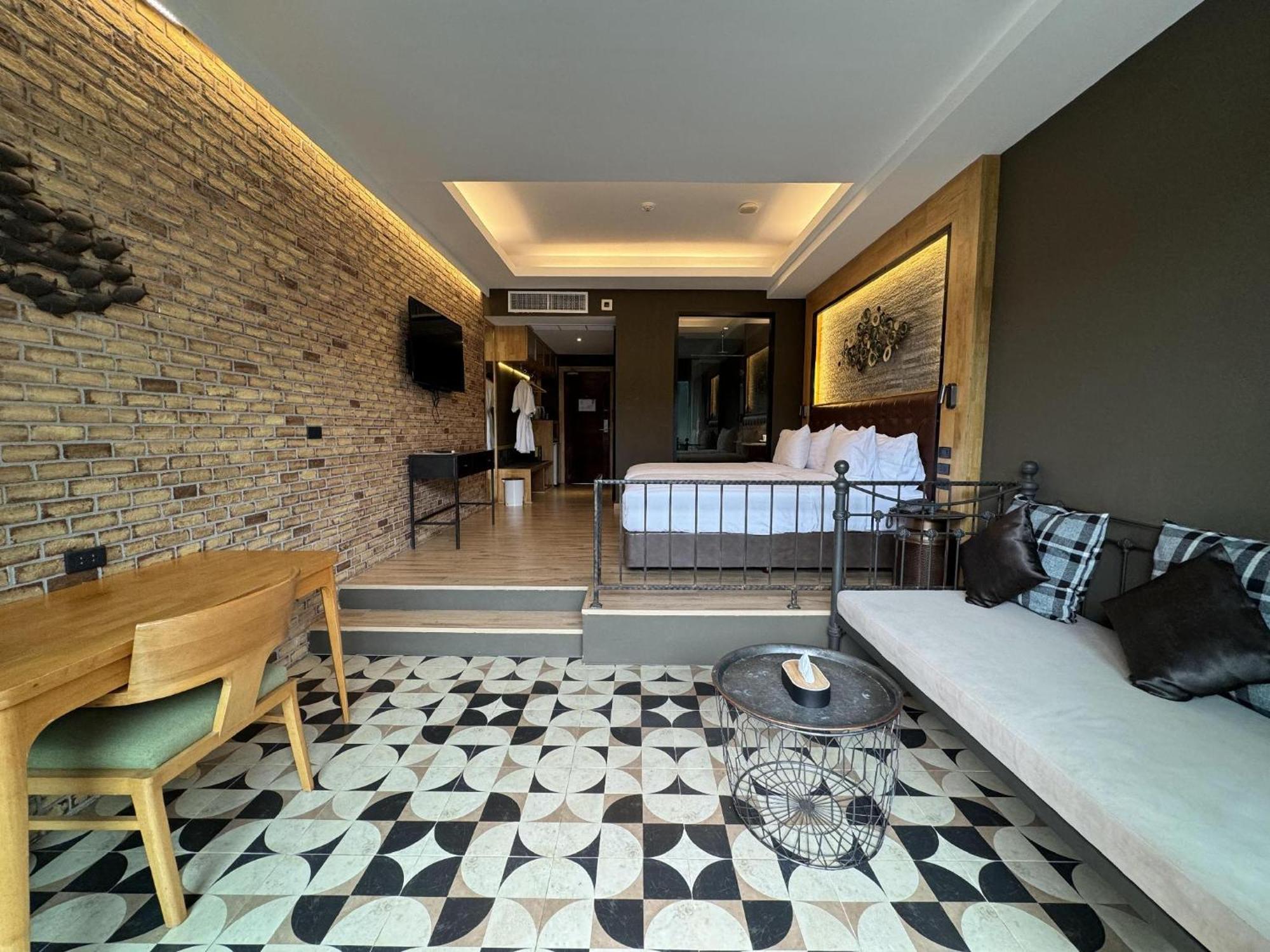 La Isla Pranburi Beach Resort Sam Roi Yot Buitenkant foto