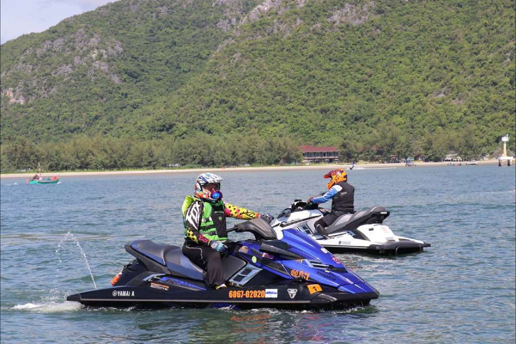La Isla Pranburi Beach Resort Sam Roi Yot Buitenkant foto
